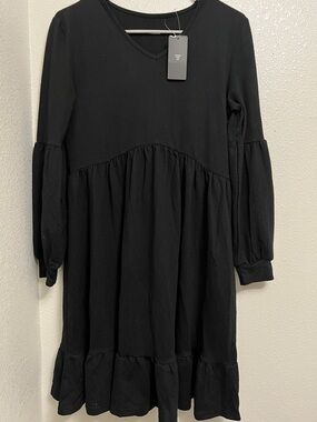 Kids Black Long-Sleeve Tiered Dress